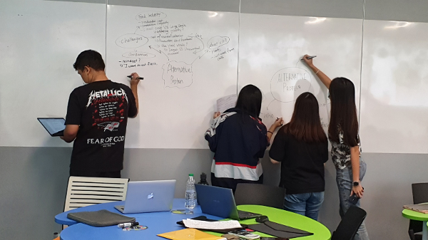 新加坡理工学院的奖学金机会及申请条件：助力优秀学子实现梦想